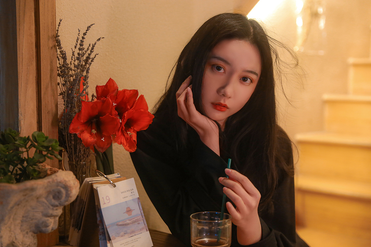 近期摄影记录（图ZMzA5MjAyNDI0） - 人像摄影 - 站酷设计师七七七儿原创素材 - 站酷ZCOOL