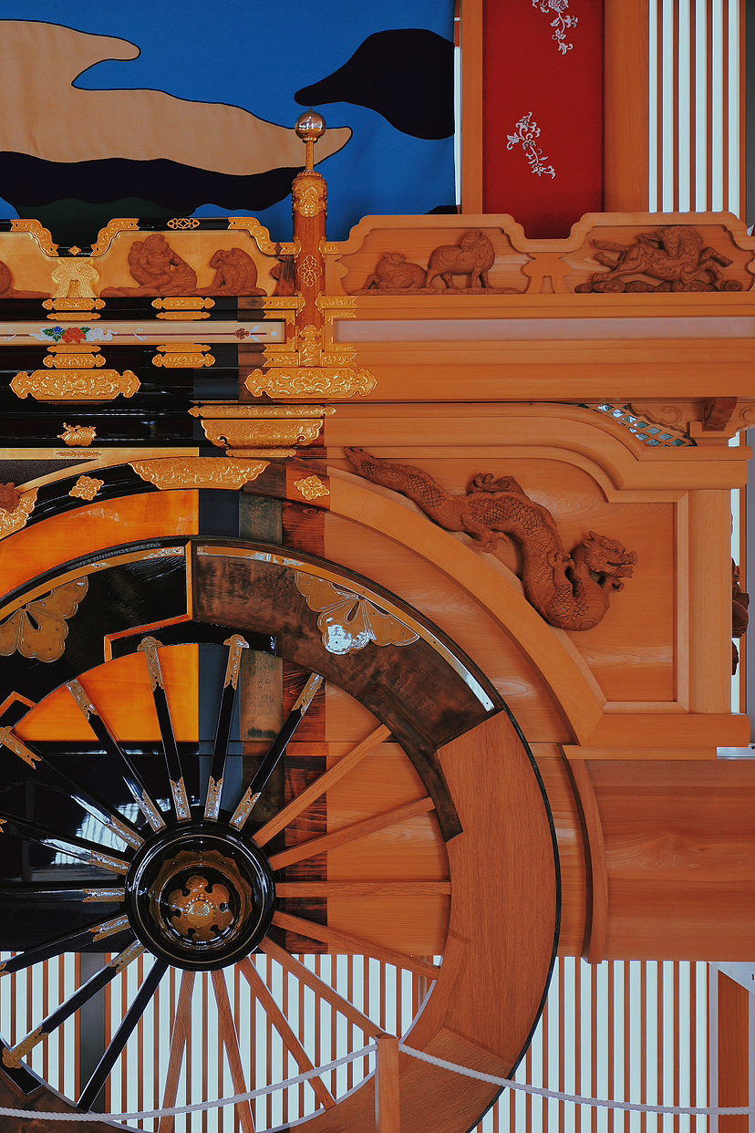 高山站祭屋台木雕局部