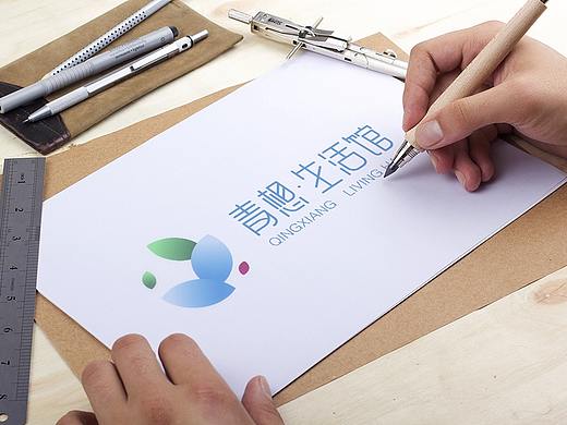 青想生活馆logo