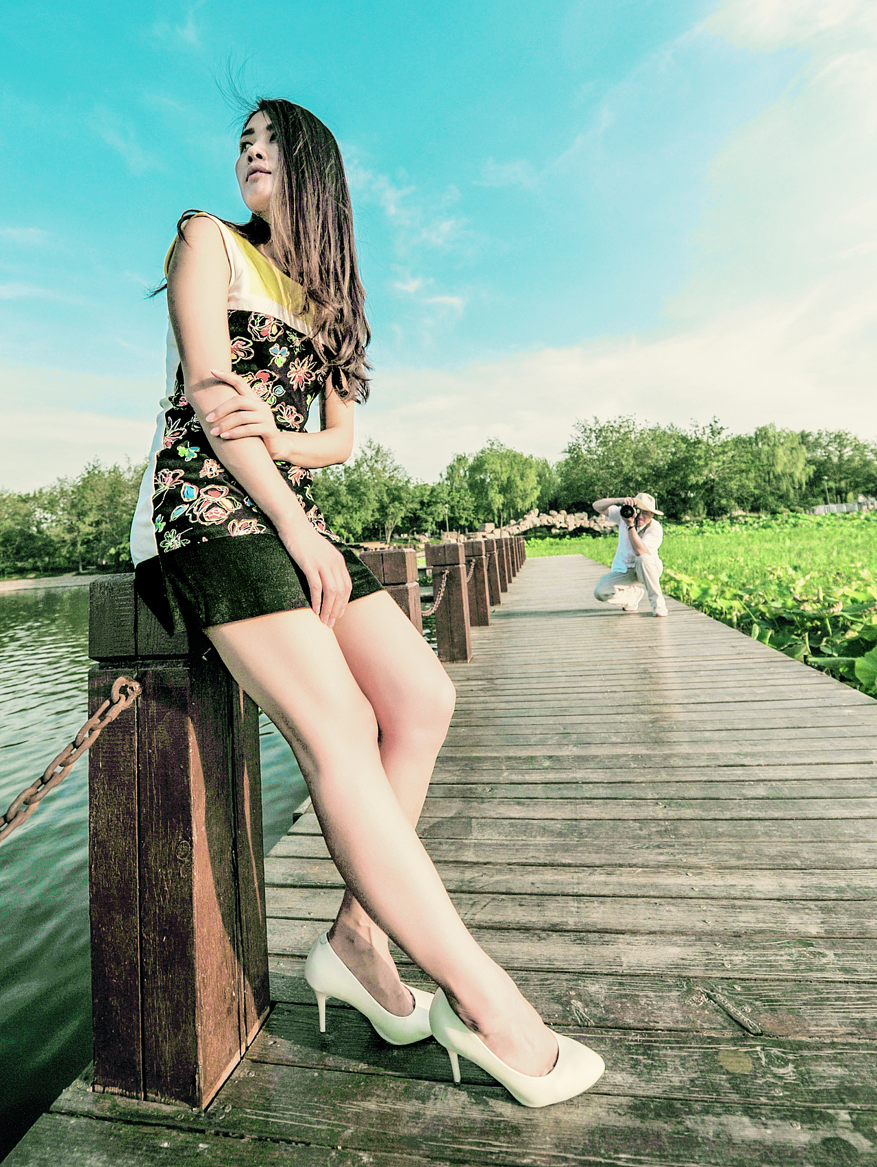 这个是先导入LR 然后主要用PS调滴