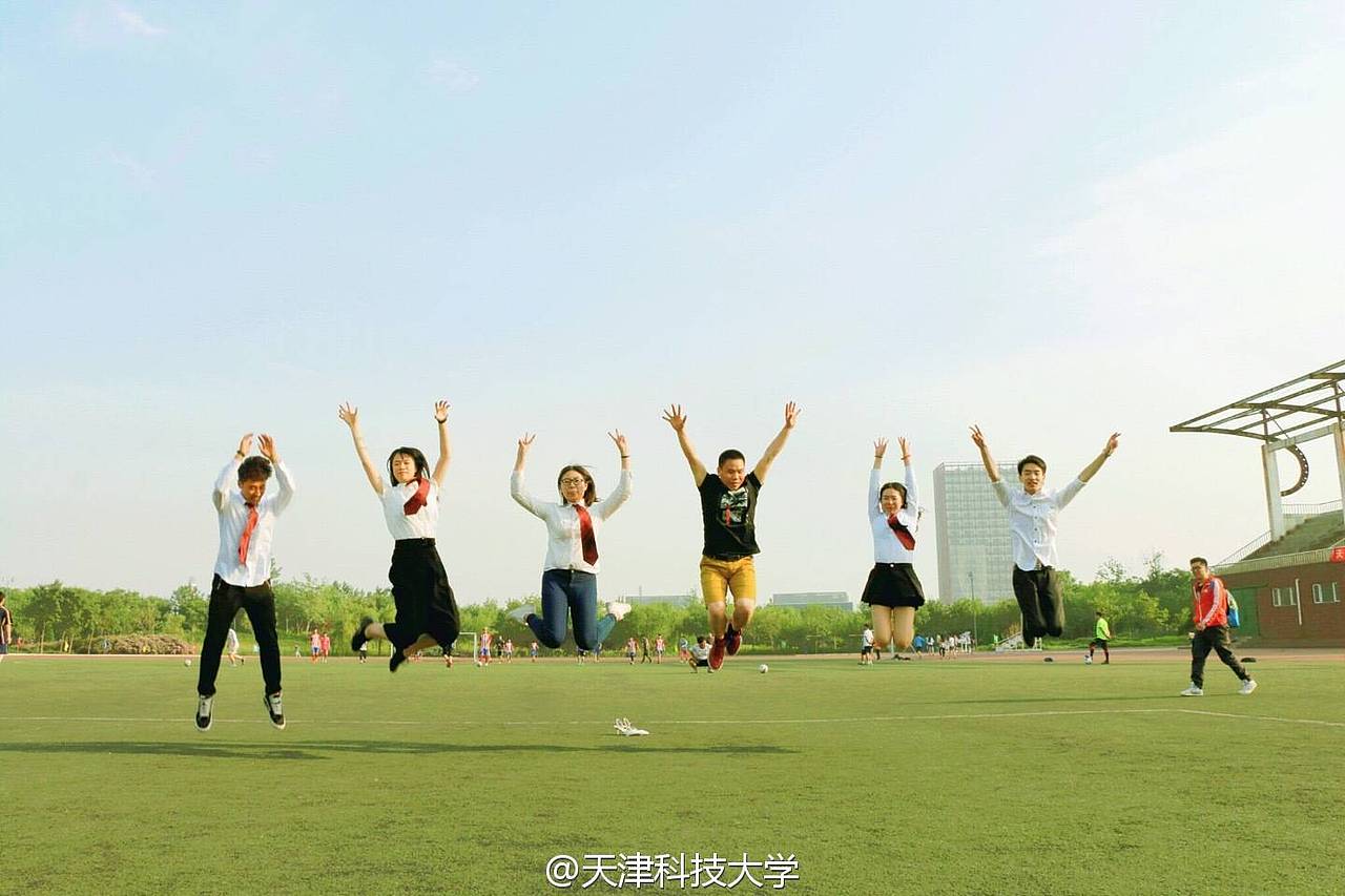 毕业季——只要青春还在\我就不会悲哀（图ZNTA3NjQzNDQ=） - 人像摄影 - 站酷设计师西北魔女原创素材 - 站酷ZCOOL