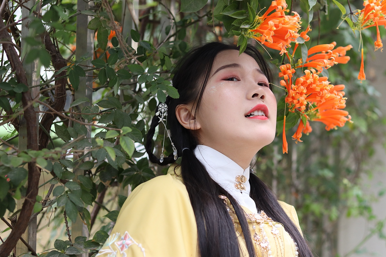 我爱这世间,世间不如你