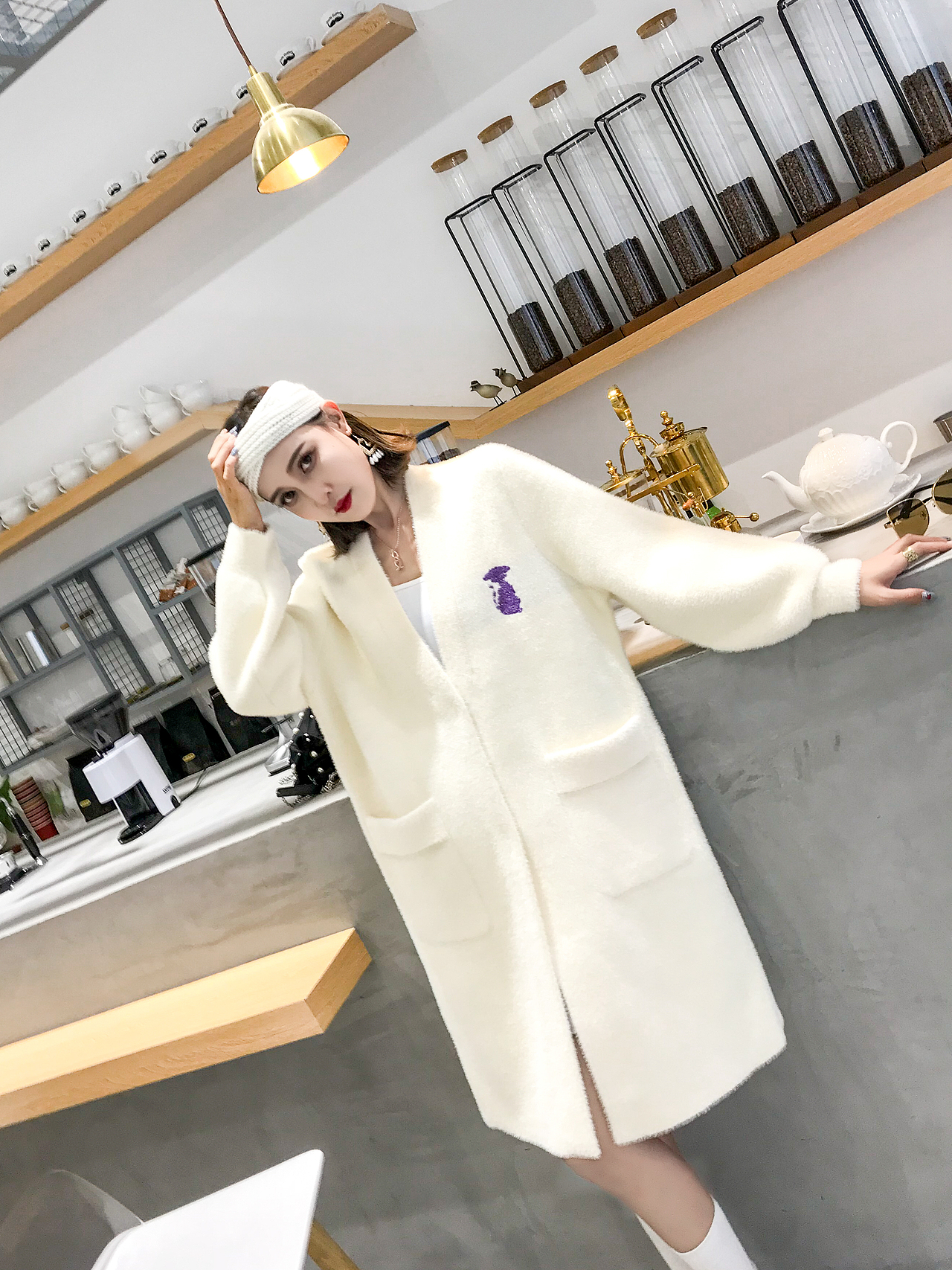 朋盛传媒-瑶瑶毛呢外套拍摄 淘宝拍摄