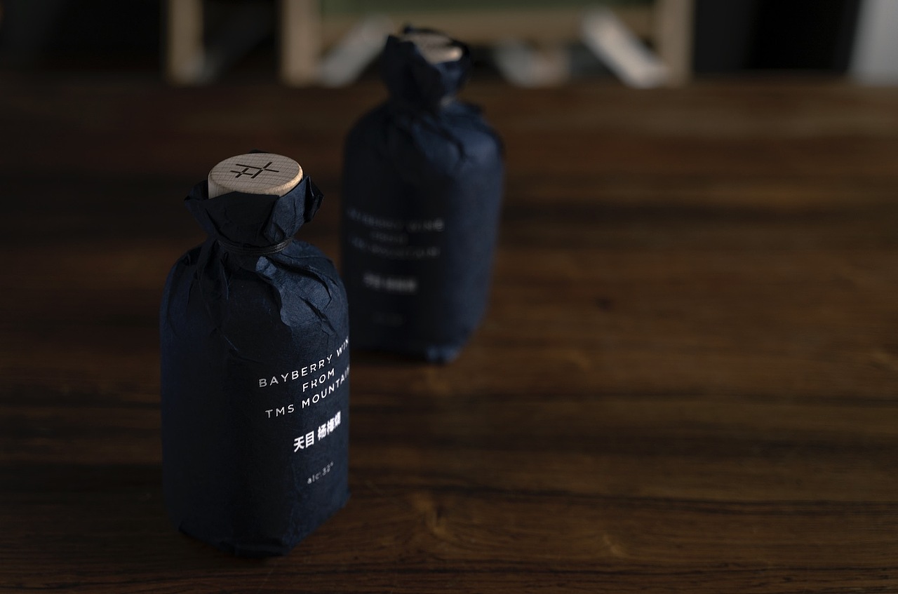 杨梅烧——天目佳酿（图ZMjQ3ODI3MjY0） - 包装 - 站酷设计师GIdeonLLP原创素材 - 站酷ZCOOL