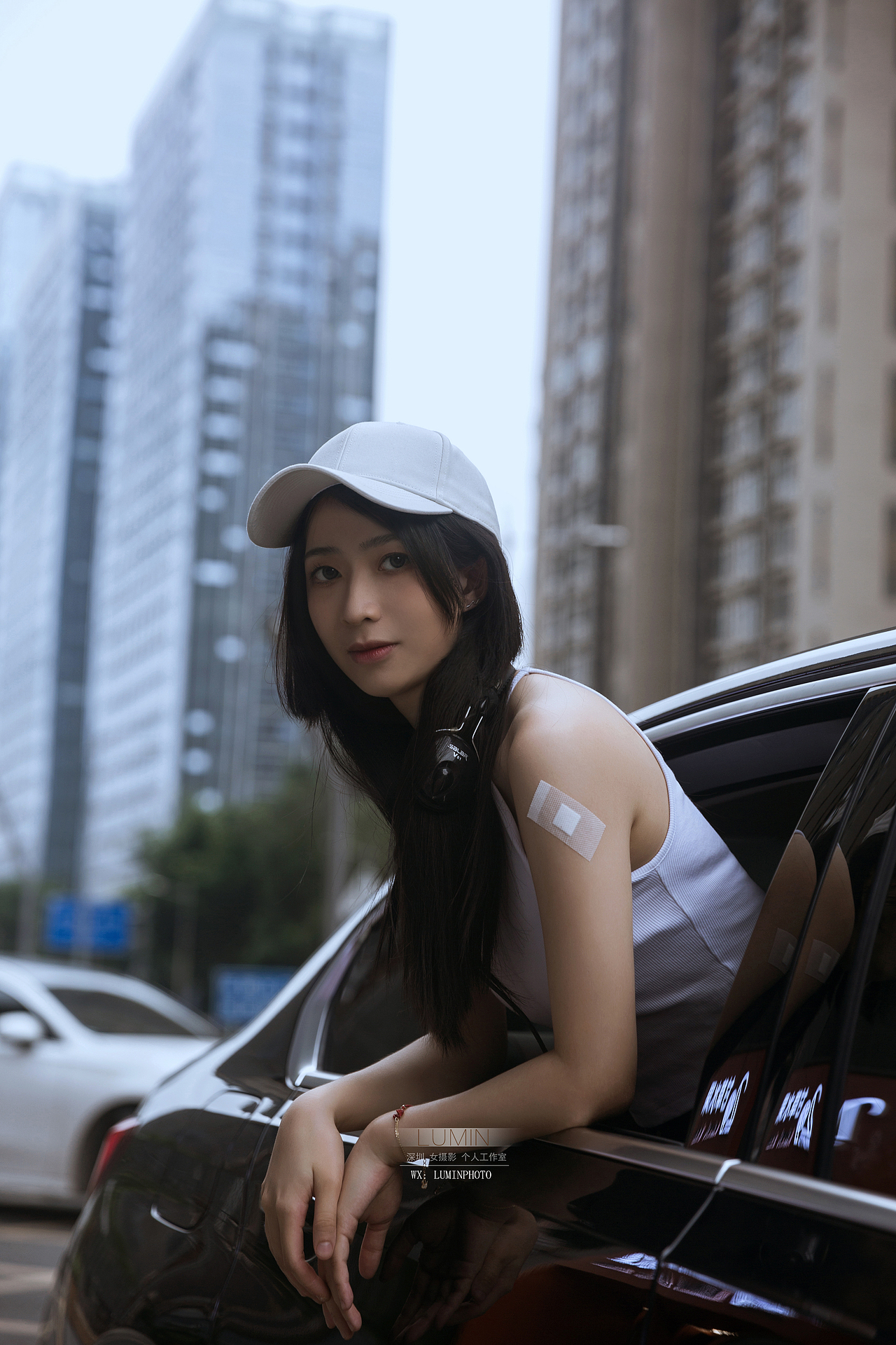 车内写真 氛围感照片拍摄 生活写真 日常感满满（图ZMzI0OTI1Nzc2） - 人像摄影 - 站酷设计师深圳女摄LUMIN原创素材 - 站酷ZCOOL