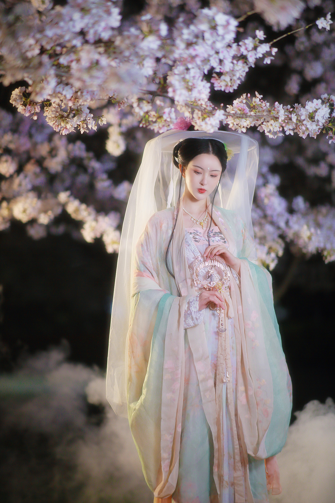 汉服摄影作品16（图ZMjgwMDQ2NTc2） - 人像摄影 - 站酷设计师zcy6891640原创素材 - 站酷ZCOOL