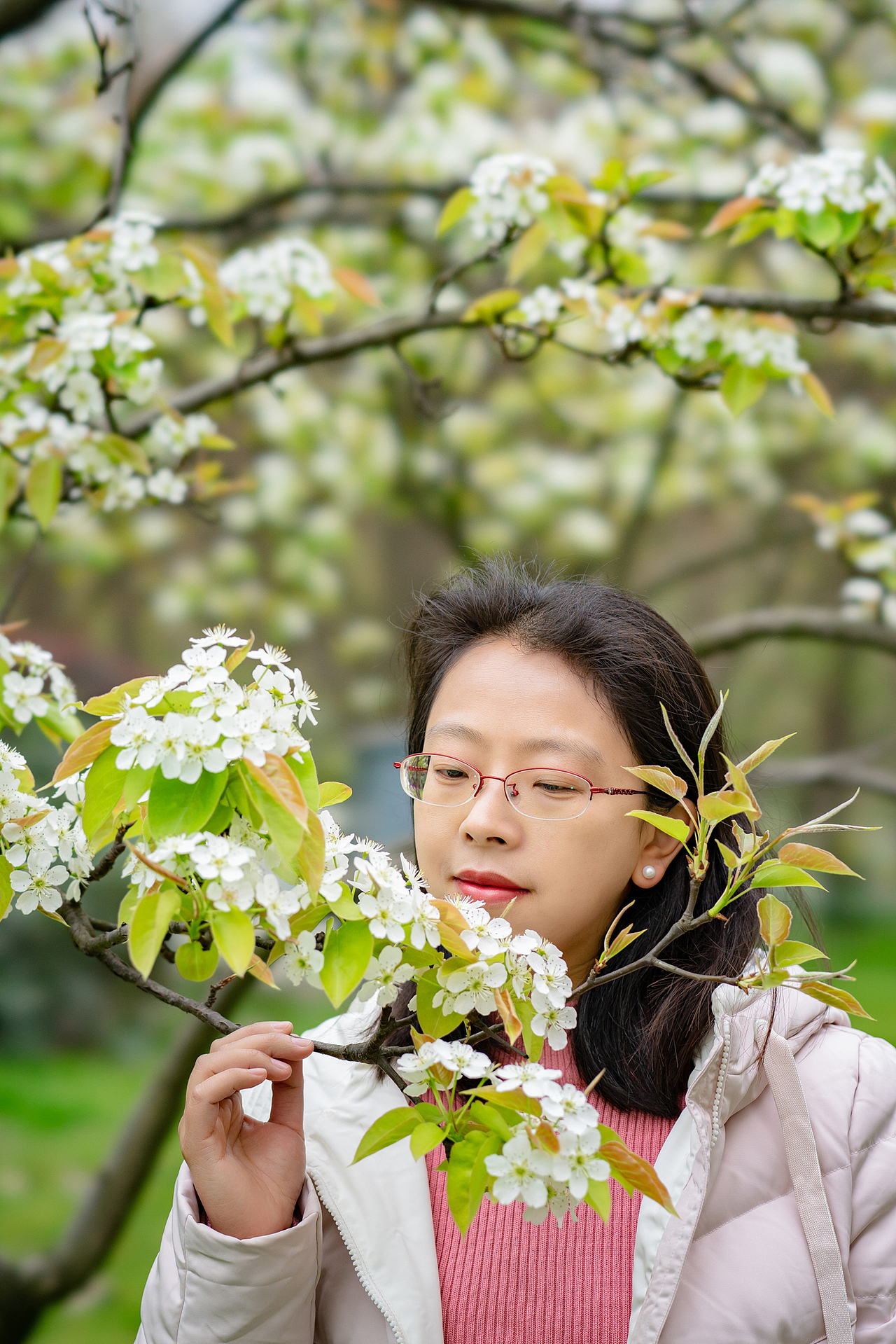 陶醉在春天的花花世界里（图ZMTUzNTQ5MDk2） - 人像摄影 - 站酷设计师迪克高原创素材 - 站酷ZCOOL