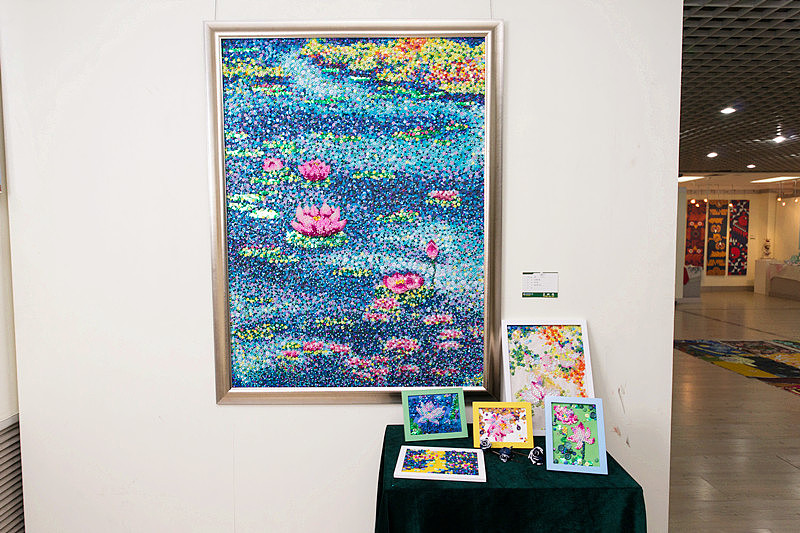 #青春答卷2014# 视觉传达◆毕业设计——综合材料装饰画◆《荷》(图ZMTY2NDE3MTY=) - 实验艺术 - 站酷设计师Carrie邓原创素材 - 站酷ZCOOL