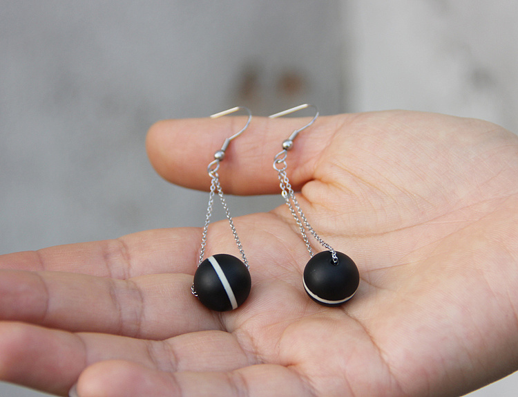 原创设计 女个性高街天然 西藏老玛瑙天珠耳饰