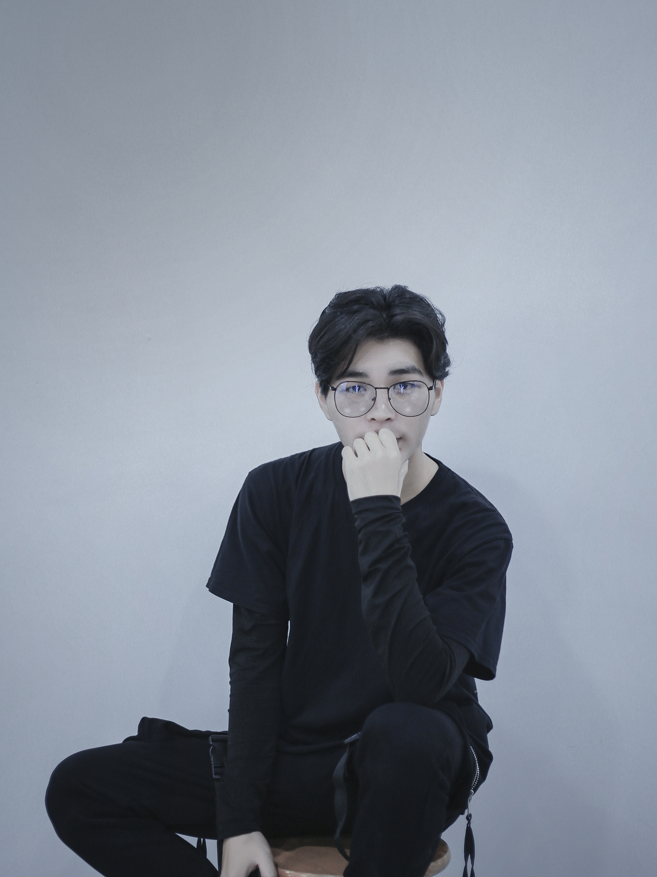 畢業(yè)-照片里的自己（圖ZMTg0NTY0Nzc2） - 人像攝影 - 站酷設(shè)計師材貳少原創(chuàng)素材 - 站酷ZCOOL