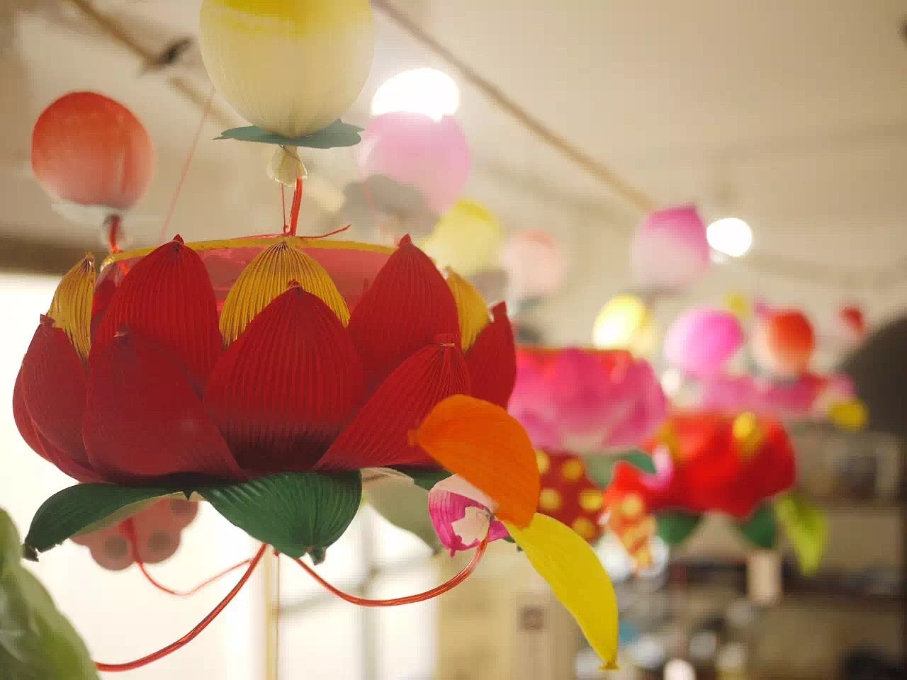 秦淮花灯传统和手工荷花灯