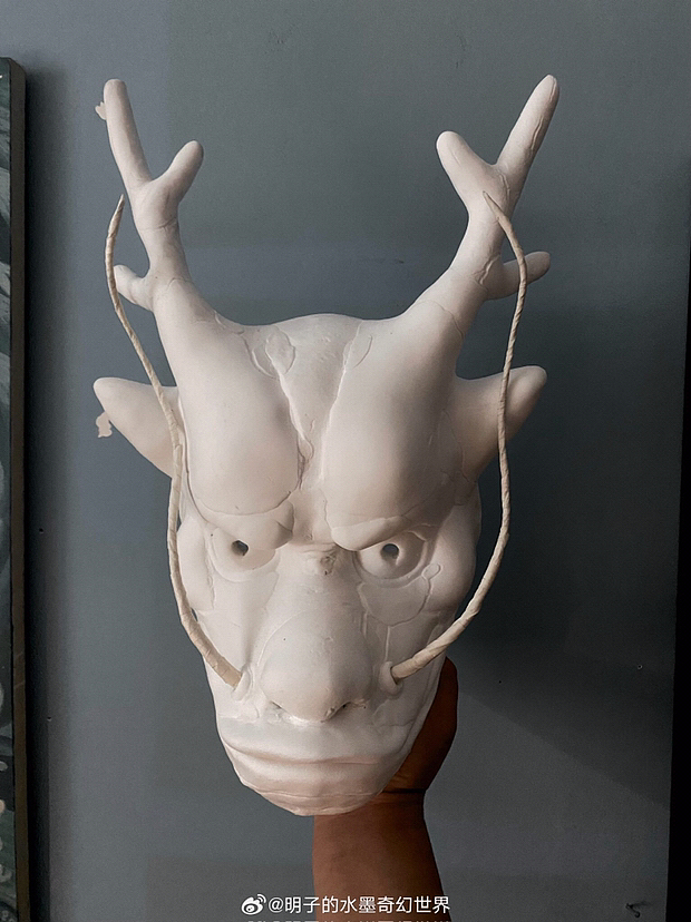 《明子浮生杂面集.龙心四海 》