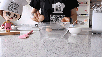 全蛋海绵杯子蛋糕