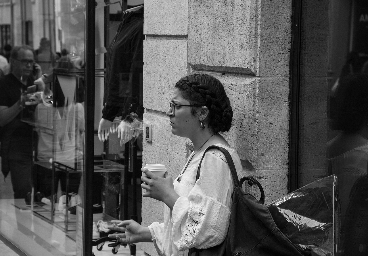 Les Fumers 吸烟者（图ZMTE1NDU4NTQw） - 人文/纪实摄影 - 站酷设计师詹梁原创素材 - 站酷ZCOOL