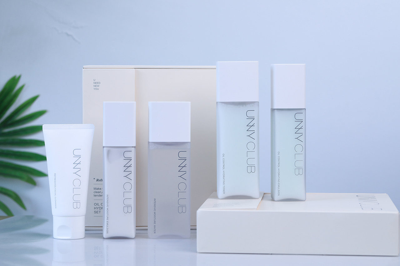 韩国小众护肤品拍摄（图ZMjYzNDc3MzA0） - 电商 - 站酷设计师张佩钰原创素材 - 站酷ZCOOL