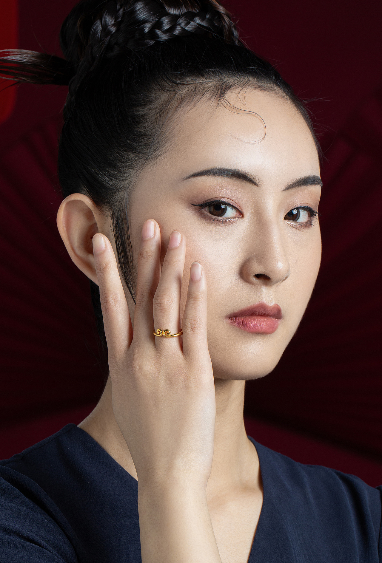 国潮黄金饰品模特拍摄