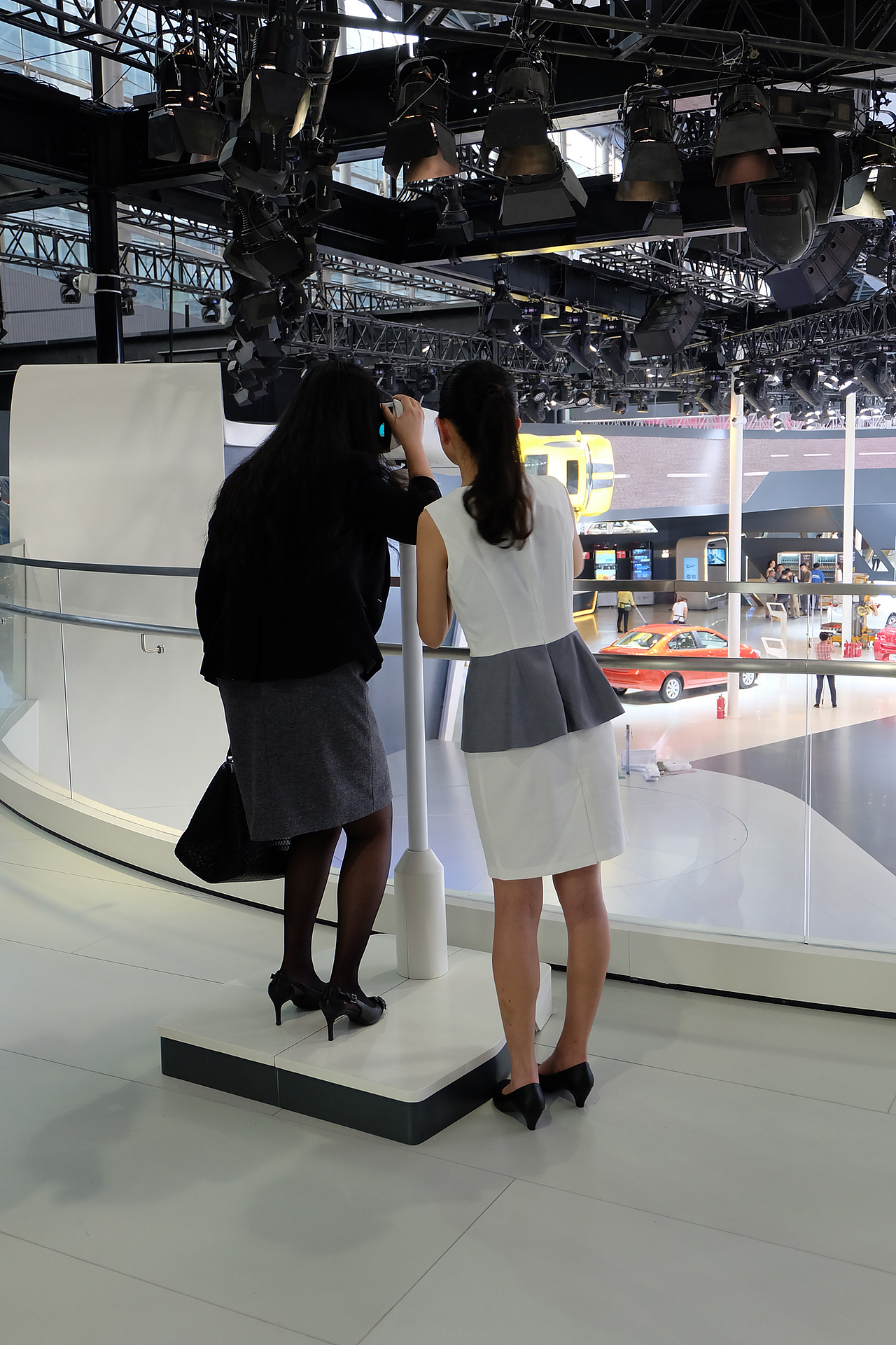 互动体验_雪佛兰AR 广州车展2015（图ZMzg0NjUzMjQ=） - 人机交互 - 站酷设计师葛子万原创素材 - 站酷ZCOOL