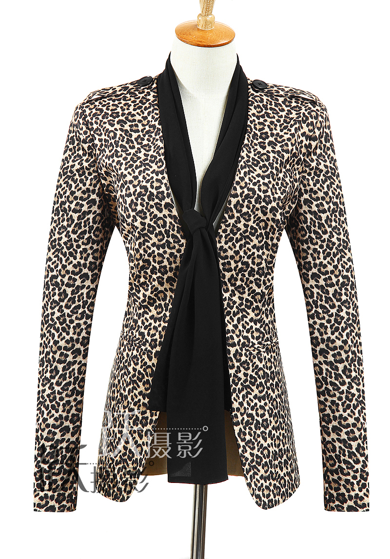 服装假模拍摄 女装白底图 静物图拍摄（图ZMTAwNzkwODA0） - 产品摄影 - 站酷设计师跃摄影电商视觉原创素材 - 站酷ZCOOL