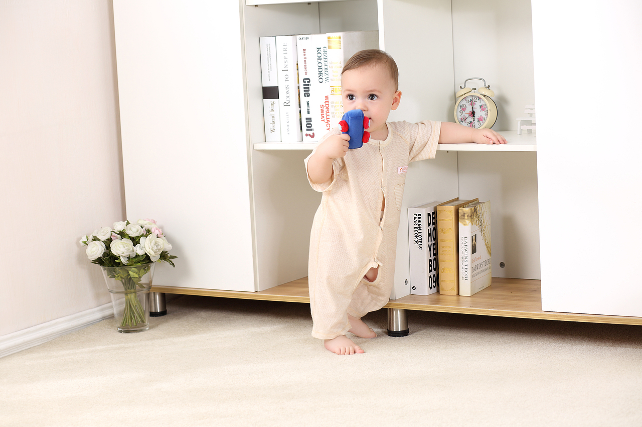 淘宝摄影 婴儿服饰拍摄小模特拍图 电商拍照