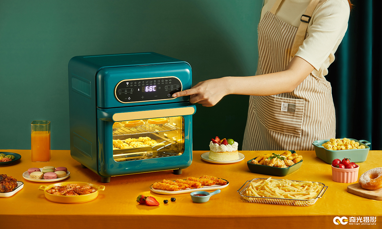 实拍烤箱场景图片