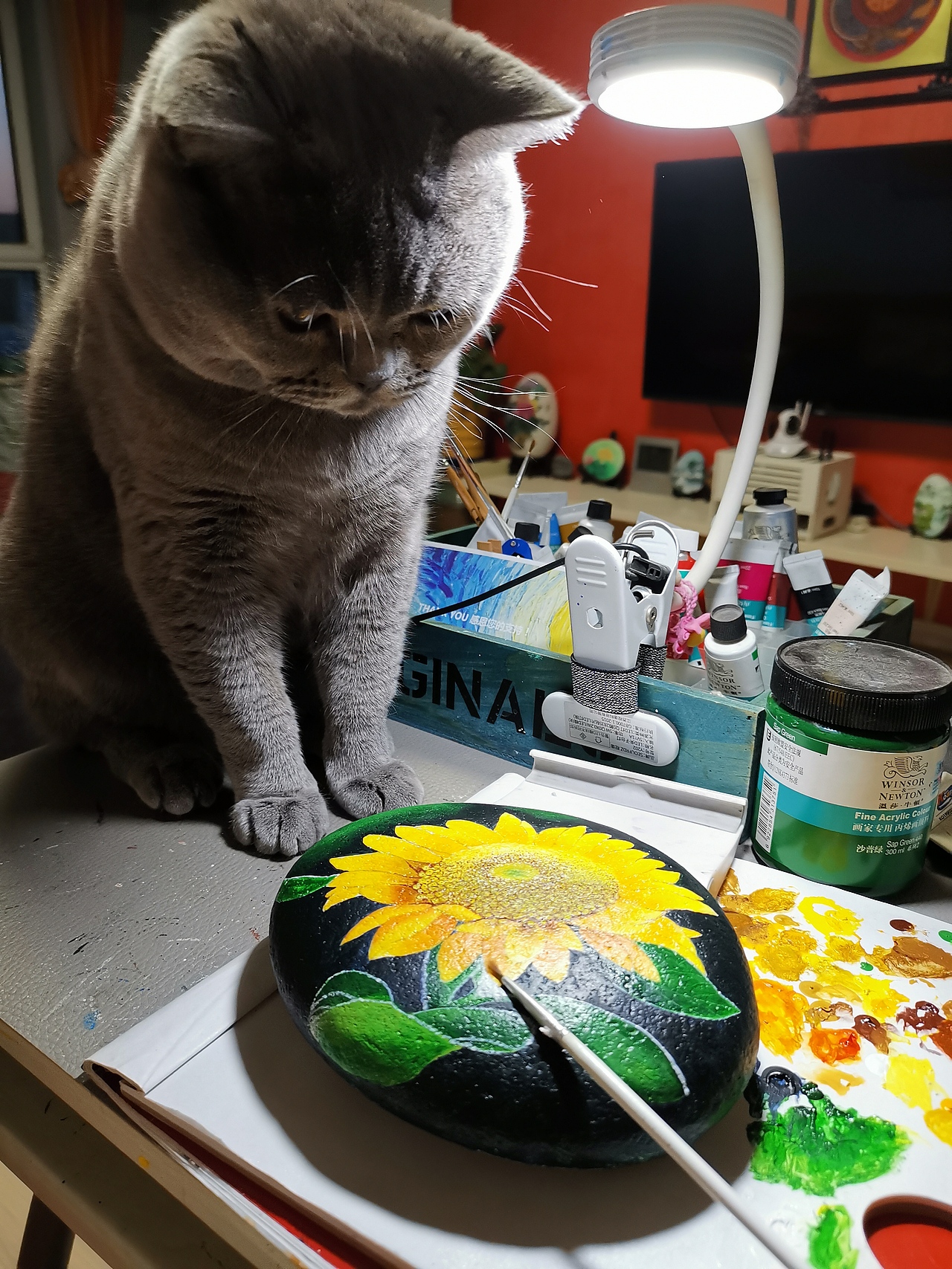 手绘石头画【微笑】