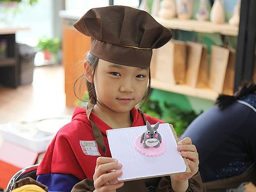 时指间陶艺店DIY制作礼品送人更有意义