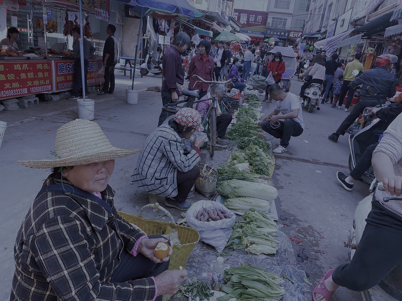 鬧市（圖ZMjQ0OTA4MDQw） - 人文/紀(jì)實(shí)攝影 - 站酷設(shè)計(jì)師DAYU寧原創(chuàng)素材 - 站酷ZCOOL