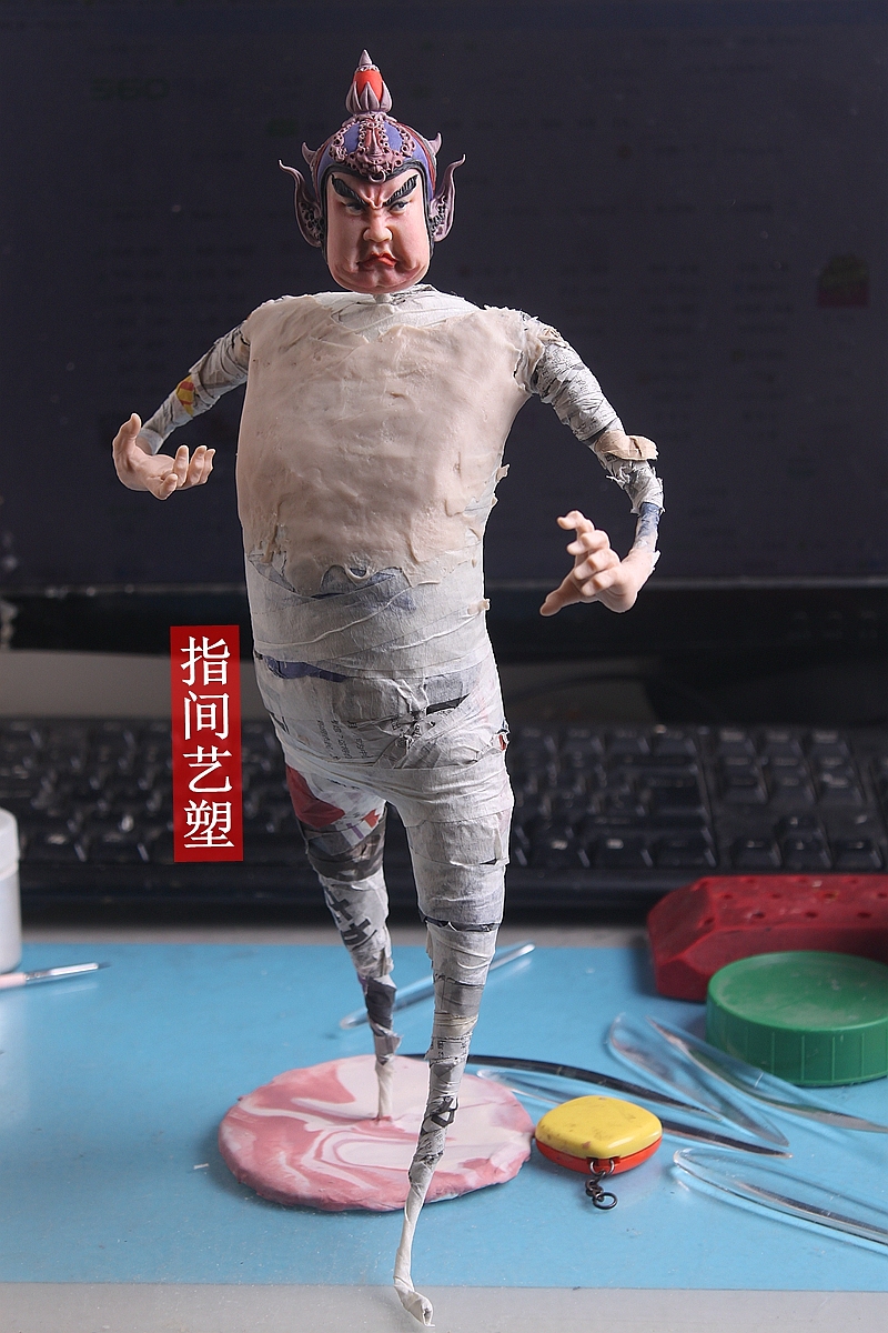 贺加贵面塑软陶(韦陀菩萨 )(图ZNzY4MDM3MzI=) - 手办/模玩 - 站酷设计师贺加贵3D翻糖原创素材 - 站酷ZCOOL