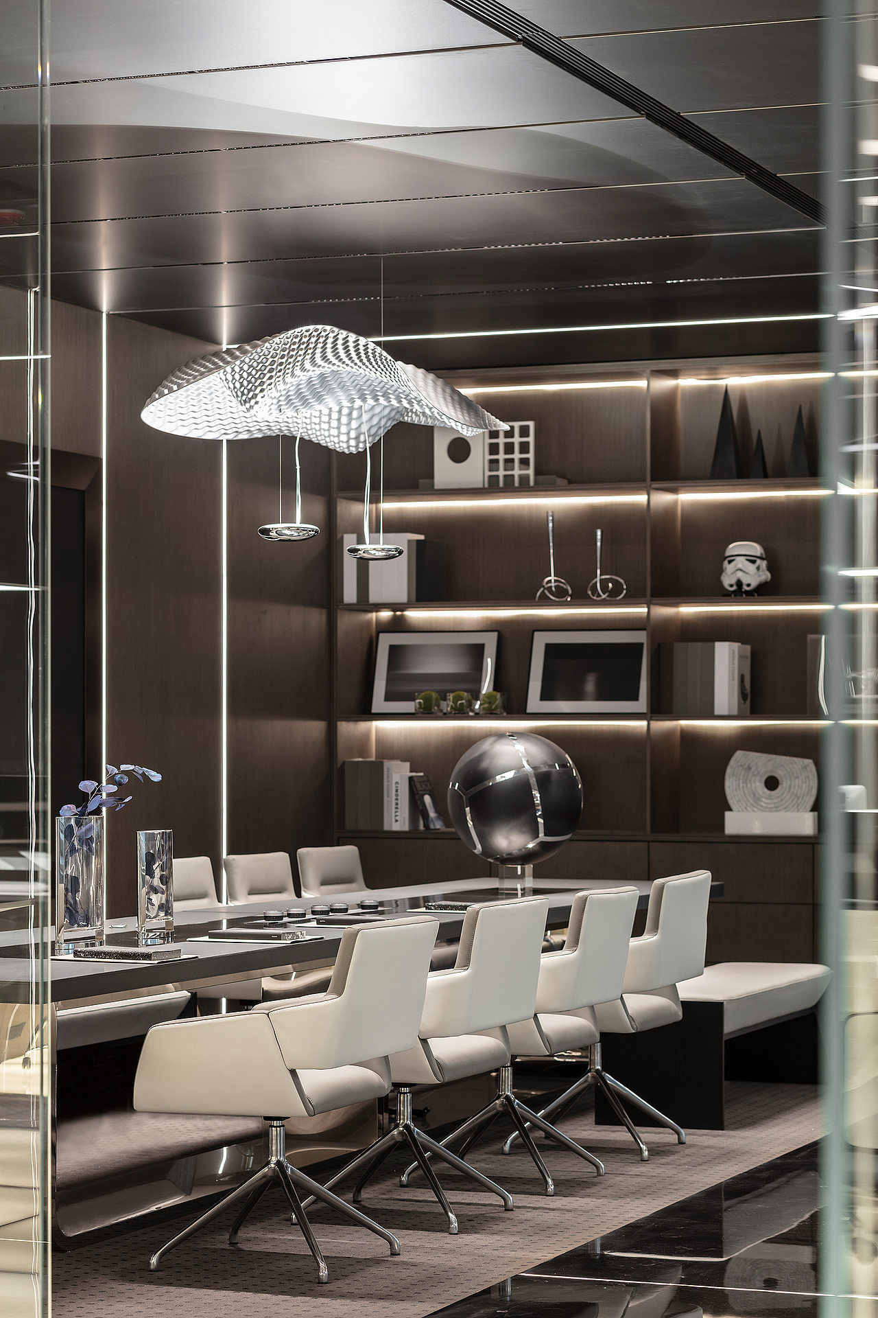 10° | 平行世界里的太空漫游