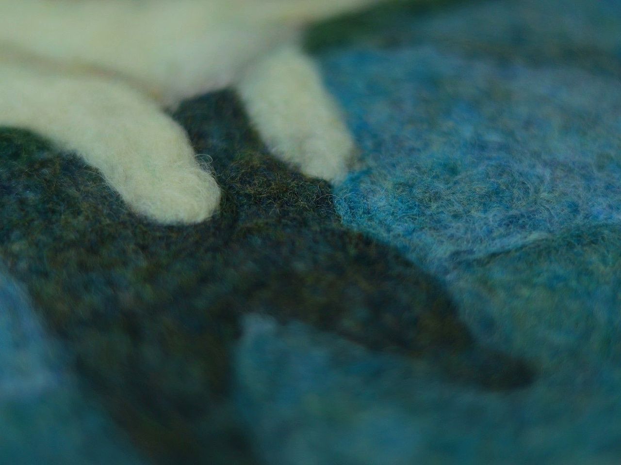 毛毡画 | 好奇小猫（图ZMzY3NTA1NjI0） - 绘画 - 站酷设计师Zita齐塔手作原创素材 - 站酷ZCOOL