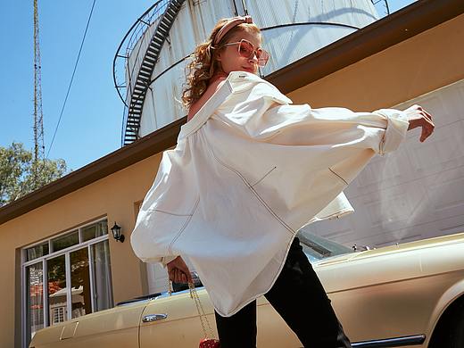 深圳外景基地拍攝（個人主頁-ZNTQyNzU3MjQ=） - 時尚/藝術(shù)攝影 - 站酷設(shè)計師睡罐頭里的貓原創(chuàng)素材 - 站酷ZCOOL