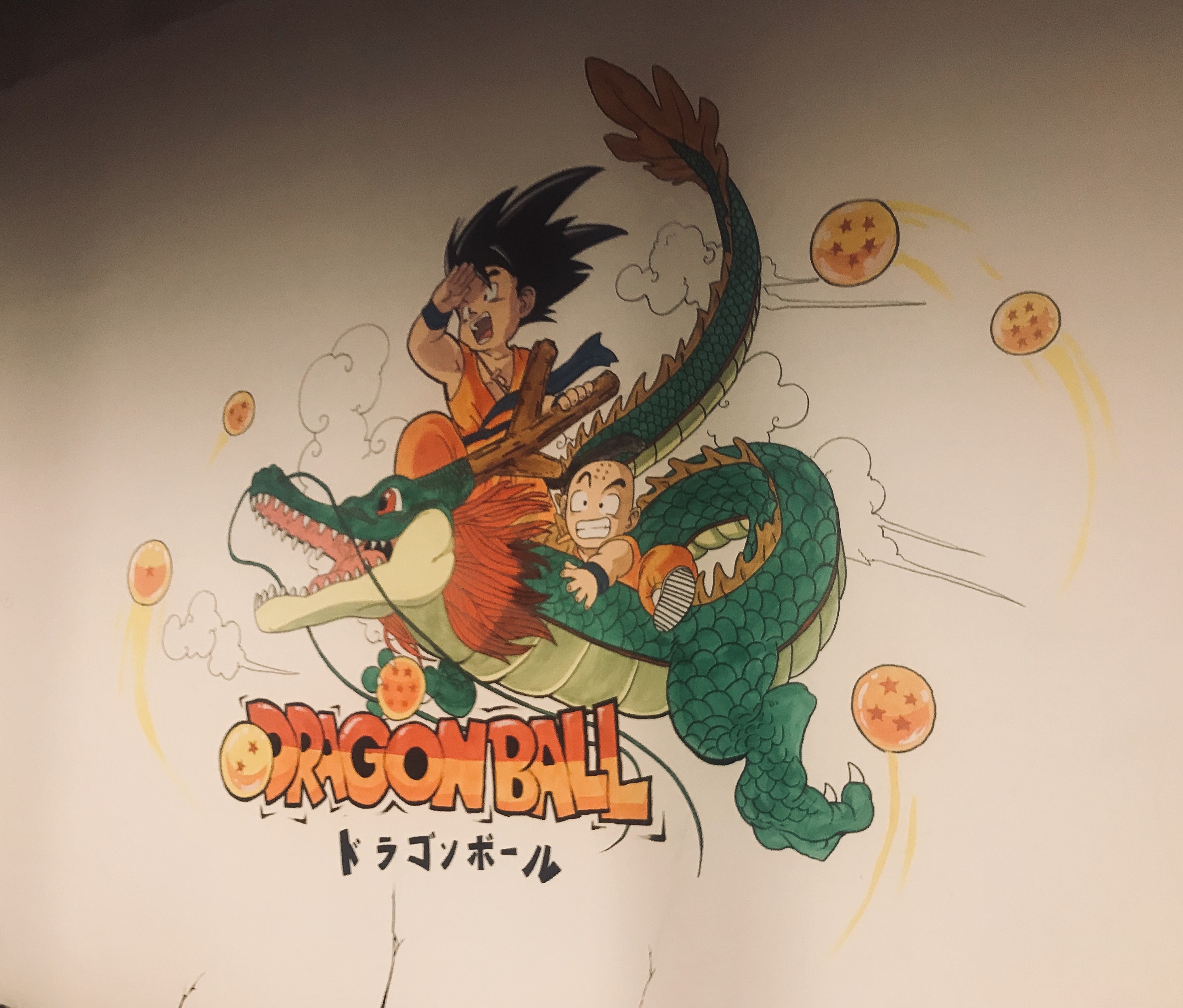 条件极差的环境下完成的海贼王主题墙绘 等