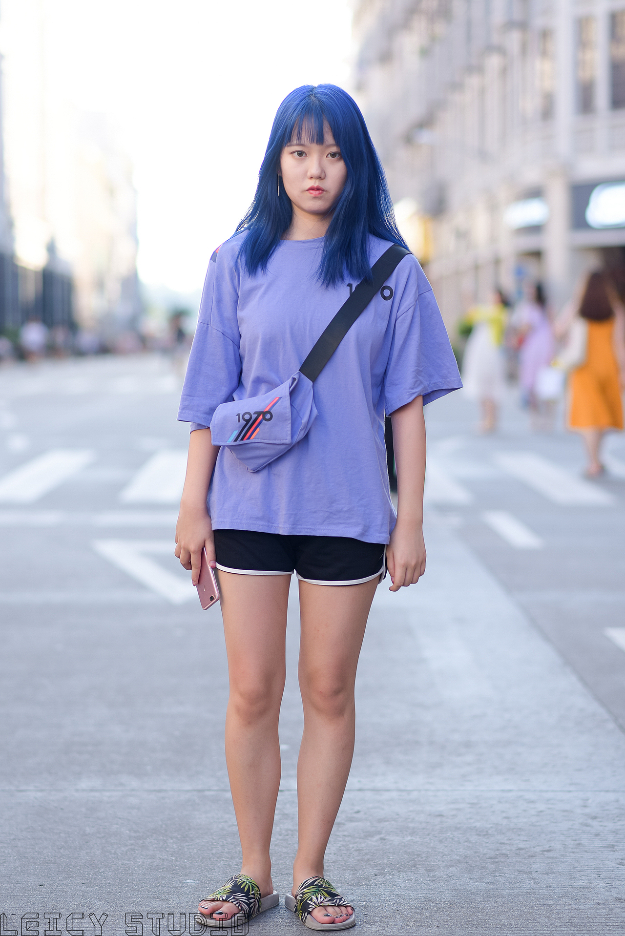 路人拍摄计划【第7期】18.06.27 福建.厦门.中山路（图ZMTIyMTAwNTY0） - 人像摄影 - 站酷设计师Leicy原创素材 - 站酷ZCOOL