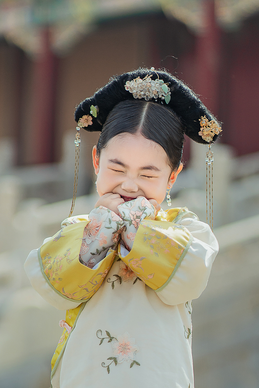 600岁的故宫和3岁小孩，一场有趣的邂逅（图ZMjczMzk4Nzg0） - 人像摄影 - 站酷设计师和和阿和原创素材 - 站酷ZCOOL