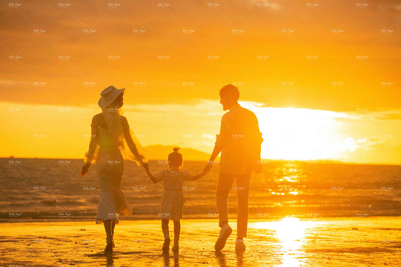 全家福系列休闲款夕阳黄昏剪影