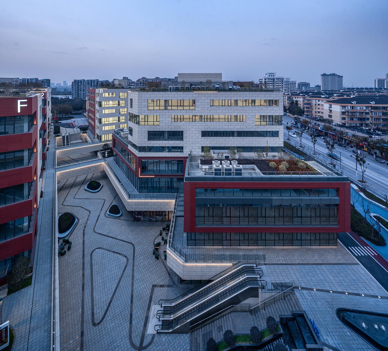 “海上绿岛”：上海杨浦海尚世界智慧天地园区