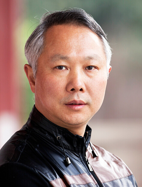 著名画家仇振霖先生和爱满屋肌理壁膜的战略合作,让艺术走进生活