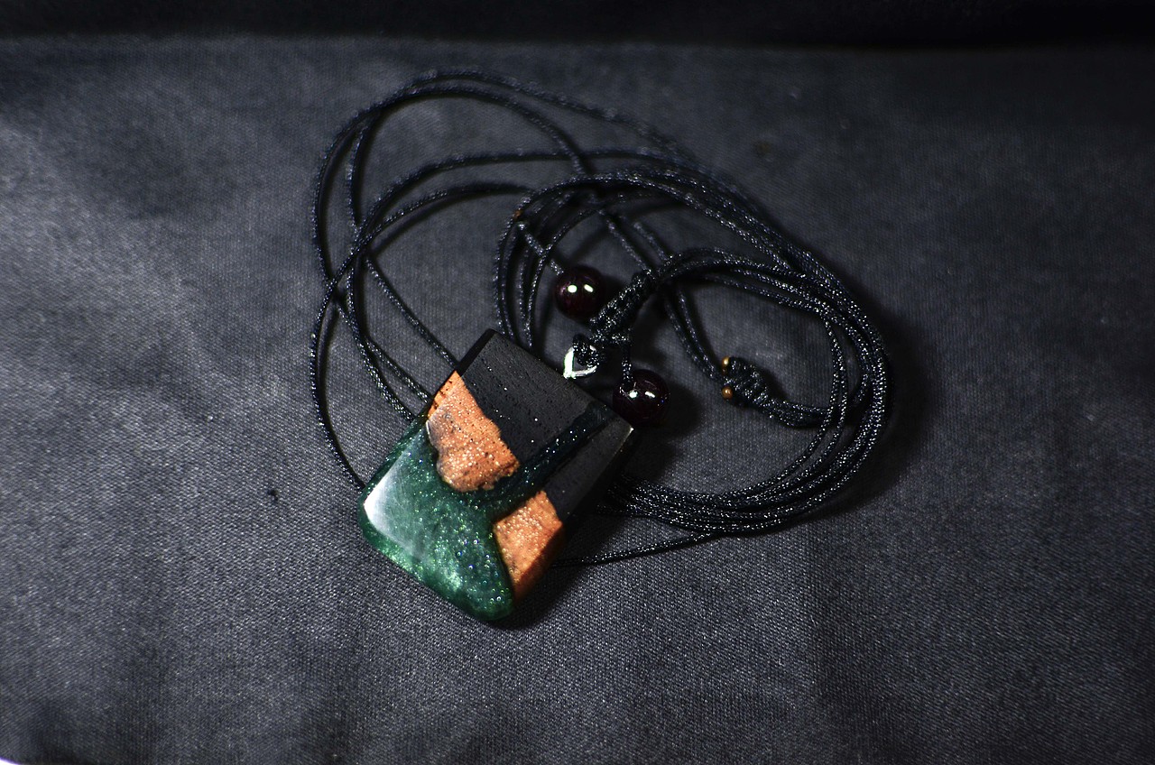 近期滴胶作品合集（图ZMTAwMDE2Mjgw） - 其他手工艺 - 站酷设计师HlLuLu原创素材 - 站酷ZCOOL