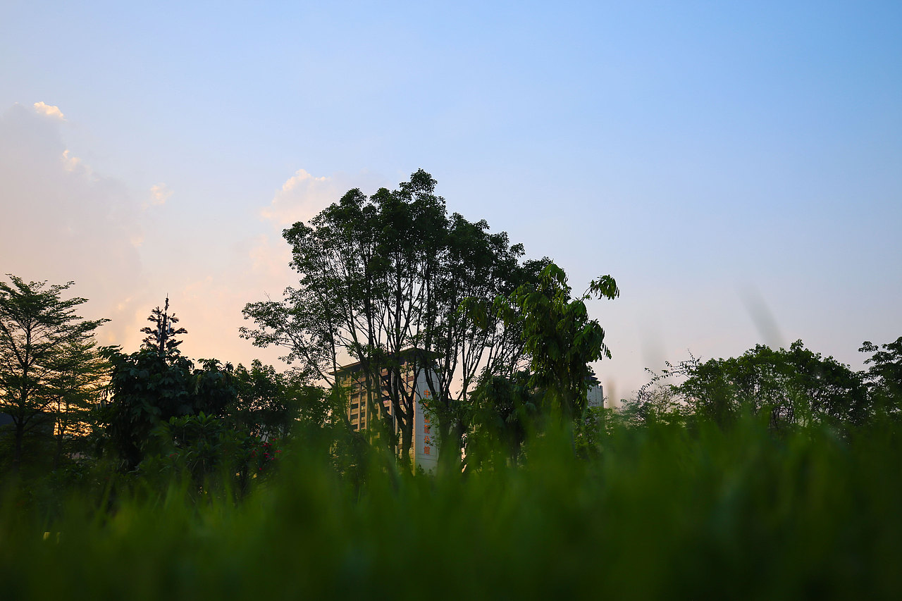 天空那片云彩 夕阳