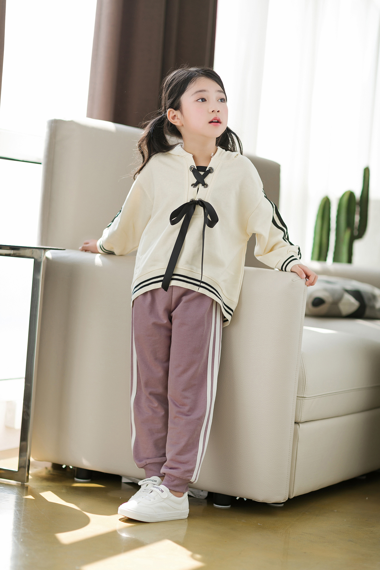 中国童模服装拍摄 秋冬款网店上新图