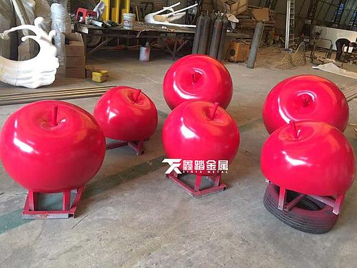 公园景观不锈钢苹果雕塑制作过程