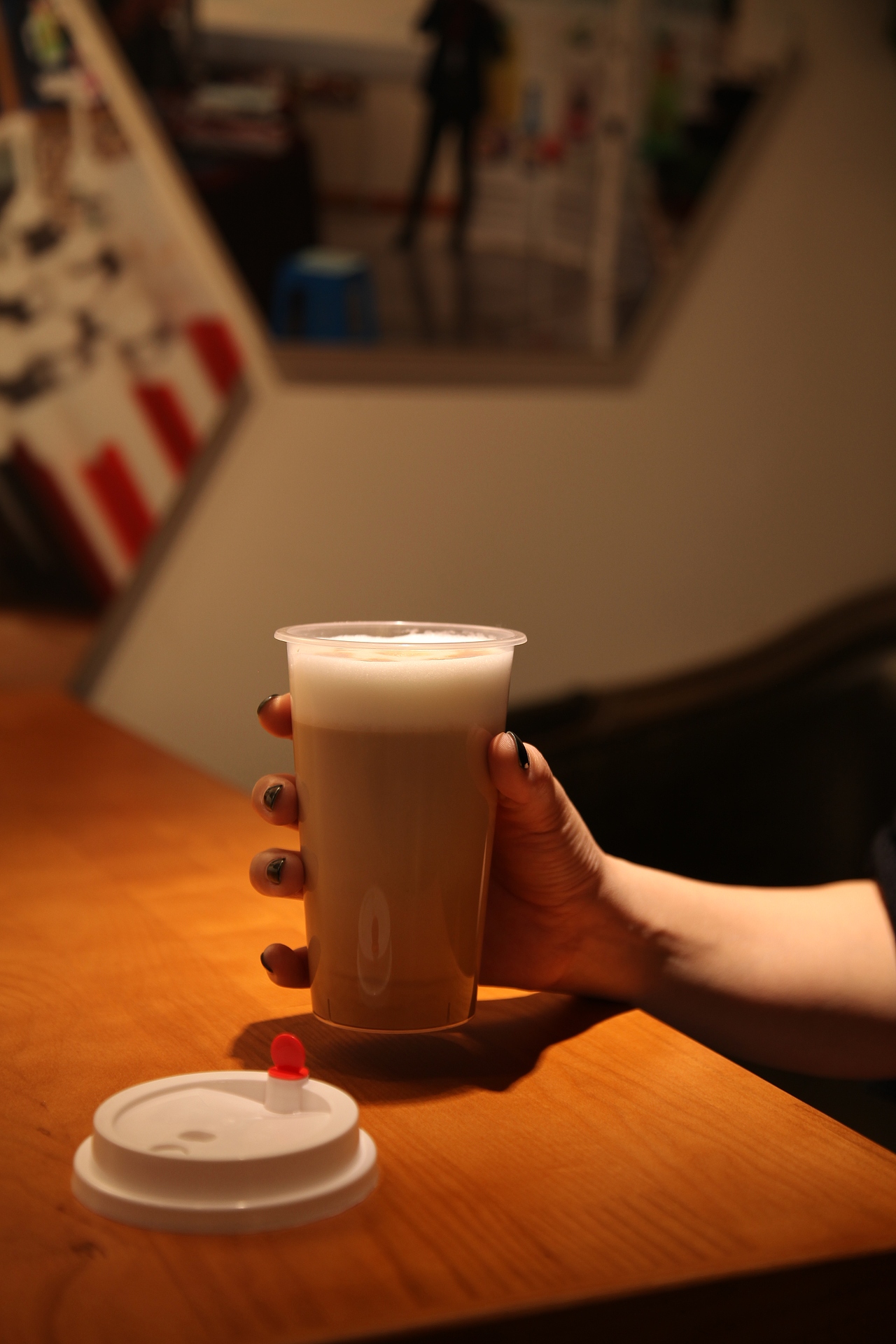 奶茶杯（图ZMjAyMTE0MjI4） - 产品摄影 - 站酷设计师PeterParkerPeng原创素材 - 站酷ZCOOL