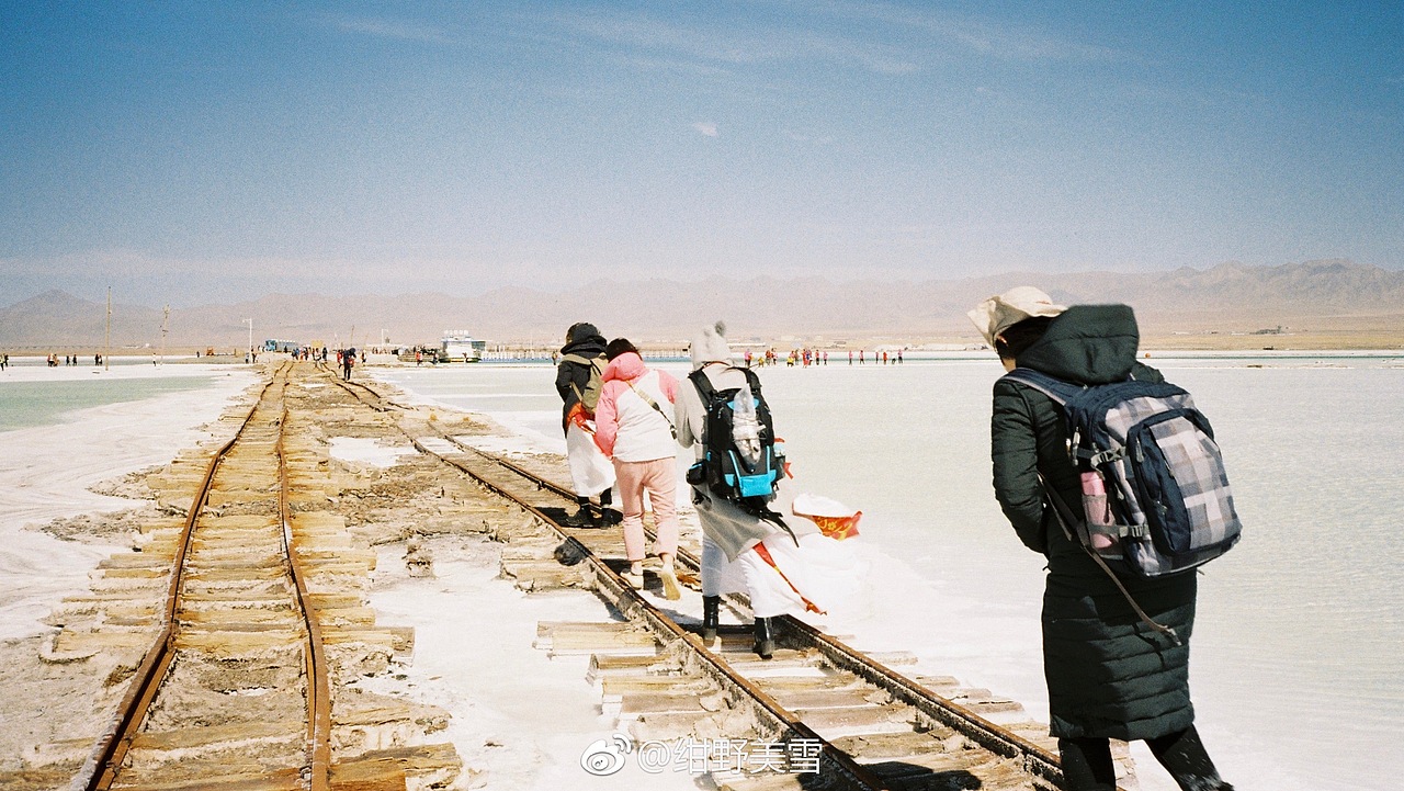胶片摄影 | 茶卡盐湖（图ZMTEzMjI5MzA4） - 人文/纪实摄影 - 站酷设计师紺野美雪原创素材 - 站酷ZCOOL