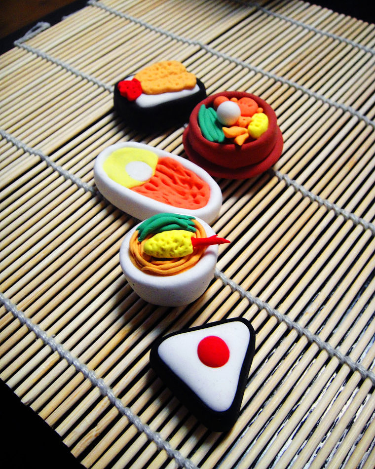 2010第一次尝试纸粘土（图ZOTU5NDA4OTI=） - 其他手工艺 - 站酷设计师弹力猫80原创素材 - 站酷ZCOOL