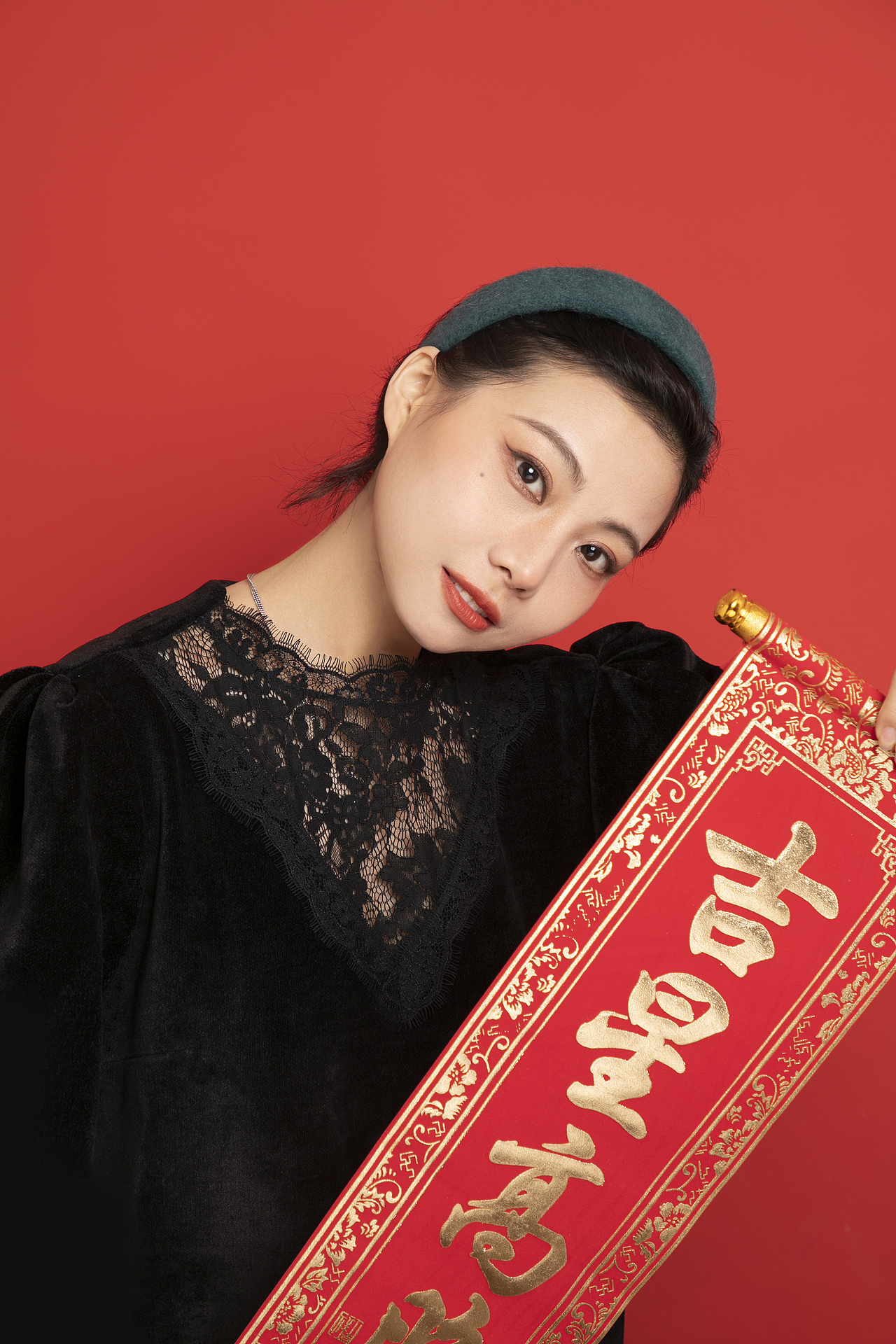 #2022新年照（图ZMjg1Nzc4Nzg4） - 人像摄影 - 站酷设计师一月成玦原创素材 - 站酷ZCOOL