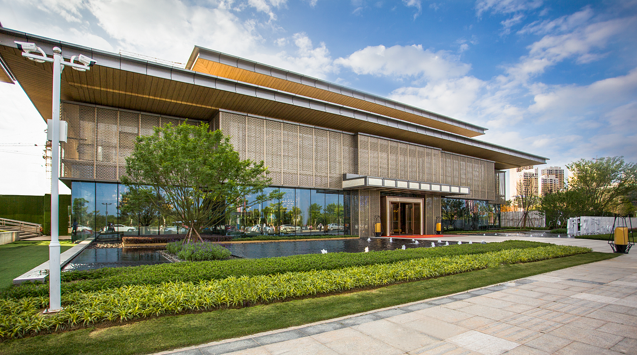 石头兄弟 | 信丰花园湾