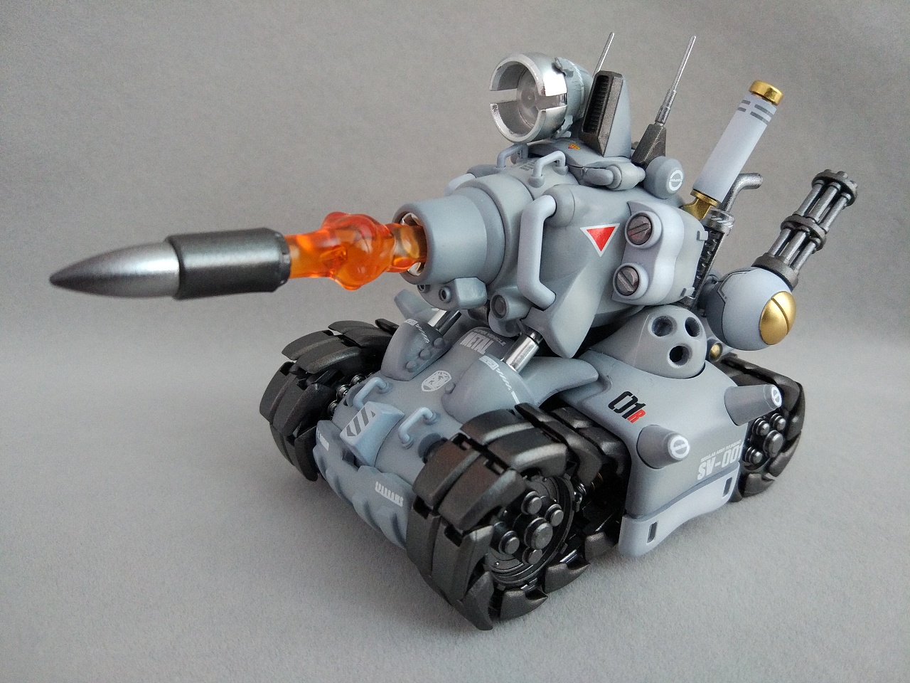 亿辉 合金弹头 万能坦克