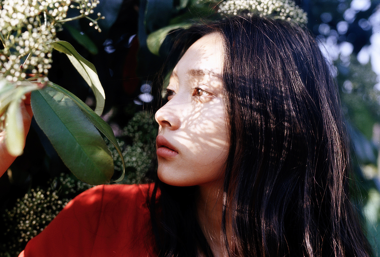 阴天的百合花（图ZNzg5MjkxNzI=） - 人像摄影 - 站酷设计师马超soleil原创素材 - 站酷ZCOOL