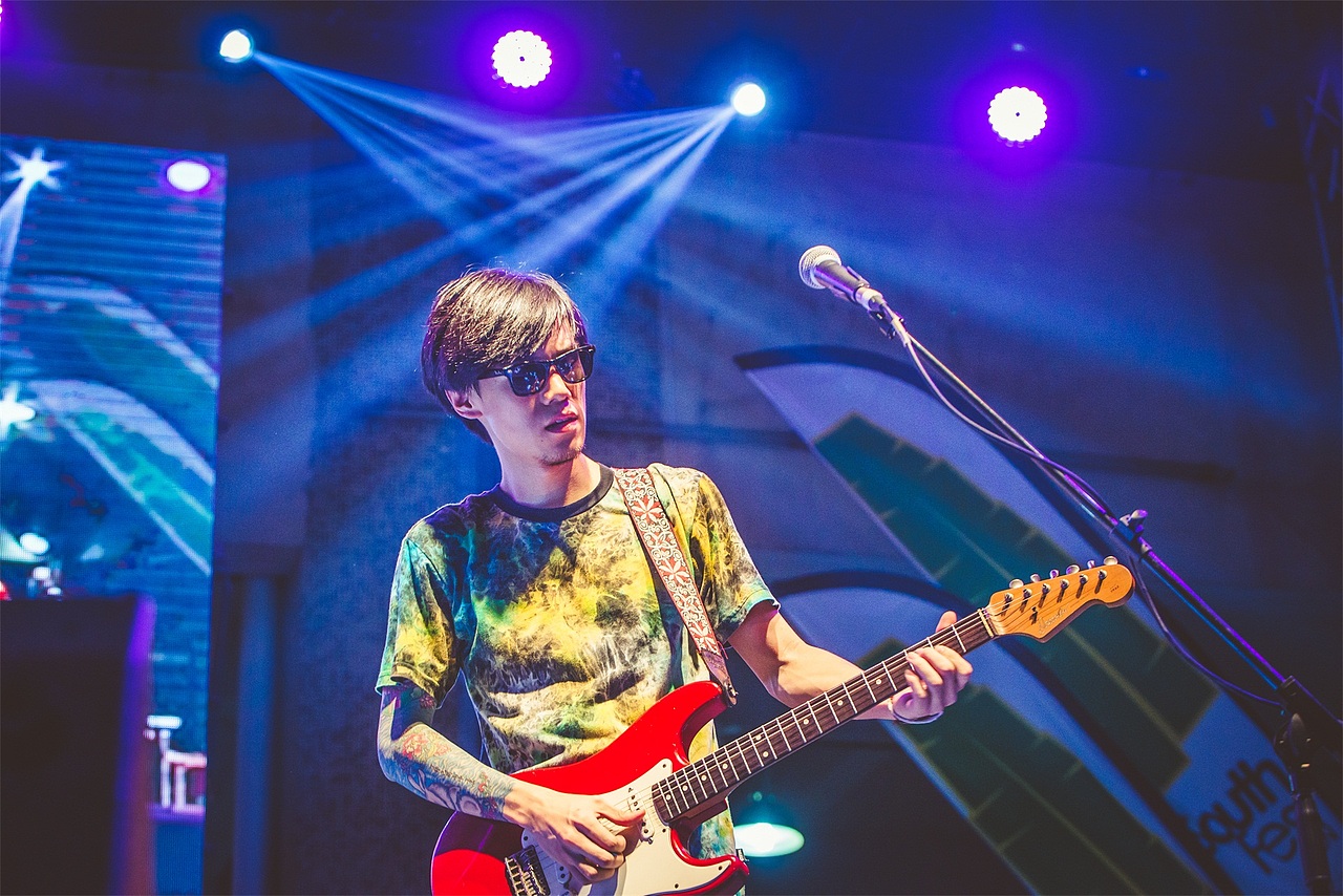 美丽南方音乐节（图ZMjA3MjM4NDQ=） - 人像摄影 - 站酷设计师凹凸蜀黍原创素材 - 站酷ZCOOL