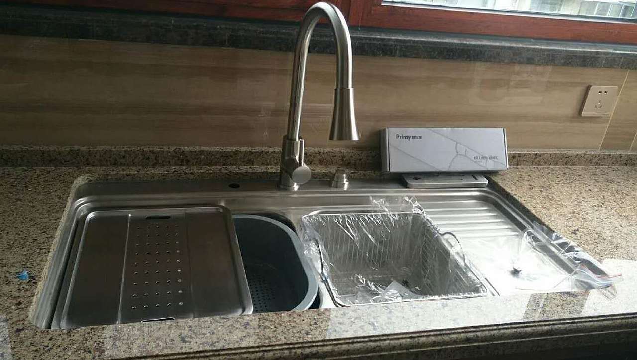 普乐美:水槽 龙头安装案例